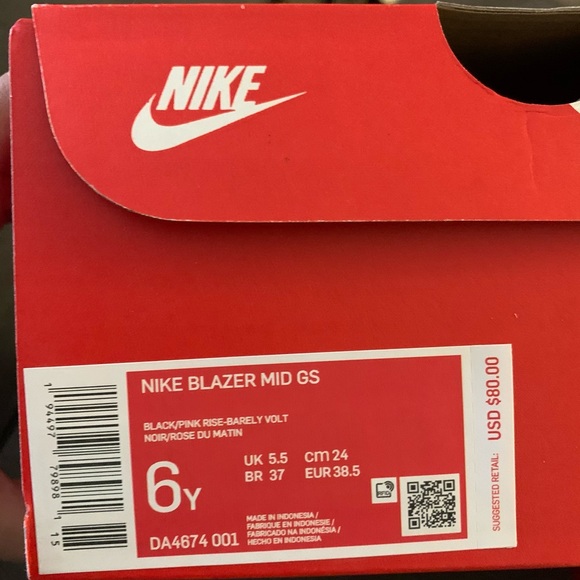 Nike Blazer Mid GS Black and Pink. - Picture 7 of 8